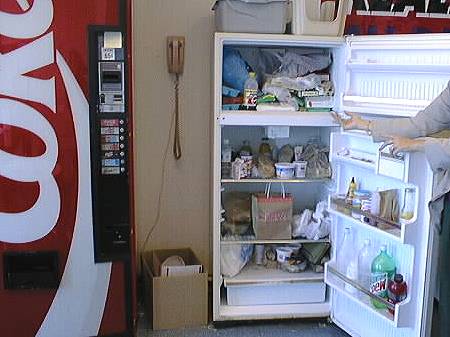 fridge1.jpg - 30.0 K