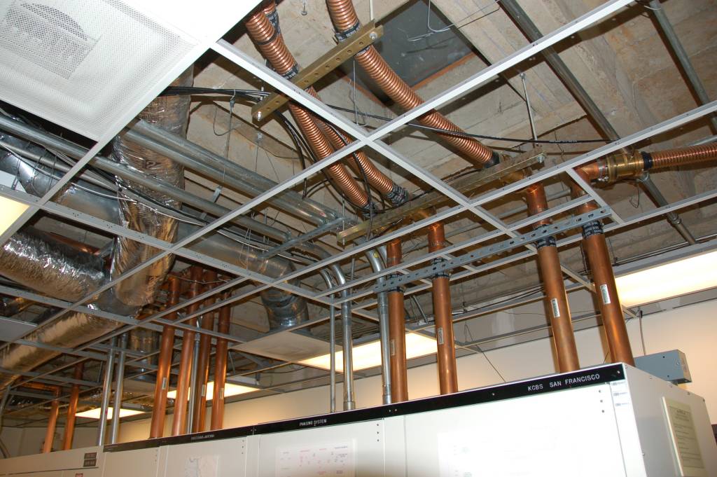 noceiling2.jpg - 119670 Bytes